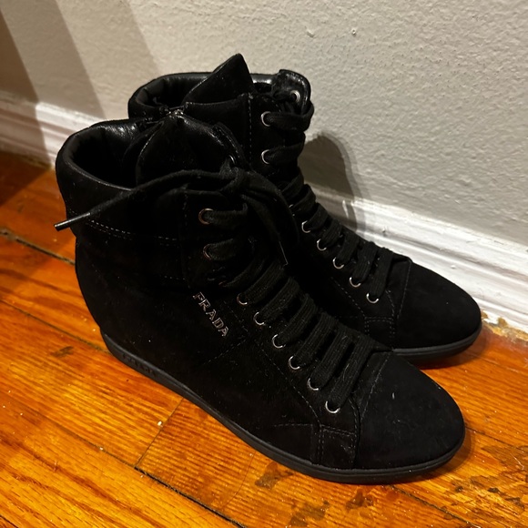 Prada Boots with Heel - Picture 5 of 5